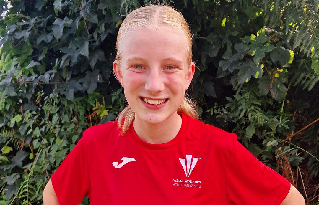 Evie Hughes (Resized).jpg