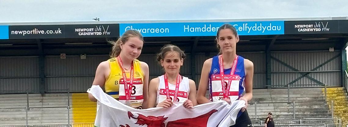 Girls under-15 3,000m, where Nansi Griffiths (Carmarthen Harriers) won in 10.11.54.jpg