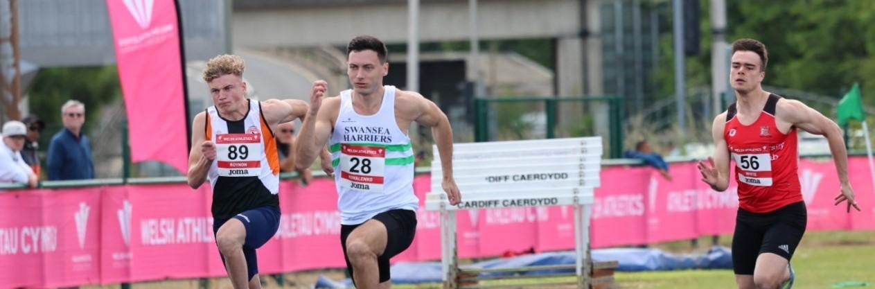 Stanislav Kovalenko Sen Men 100m final 2.JPG