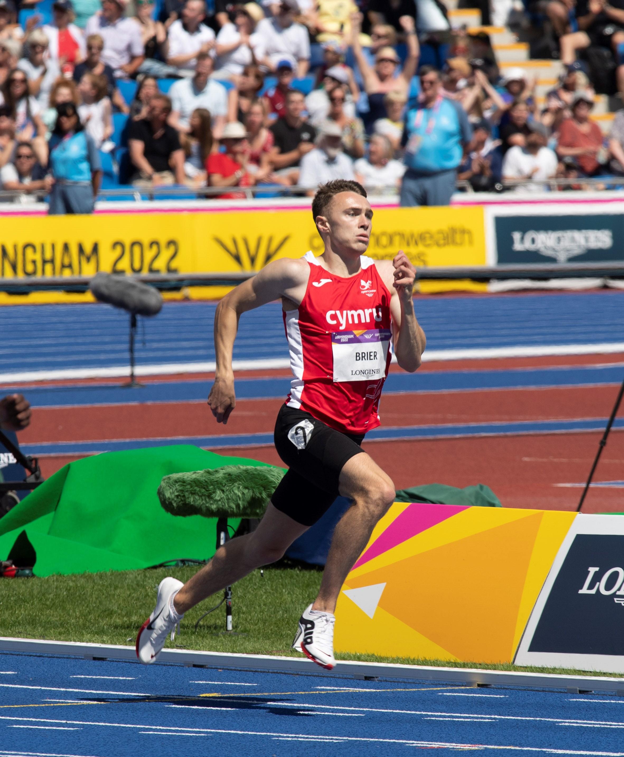 Joe B solo - Gary M.jpg