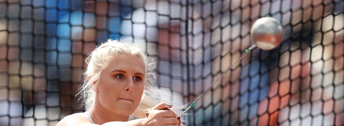 Amber Simpson B2022 Hero.jpg