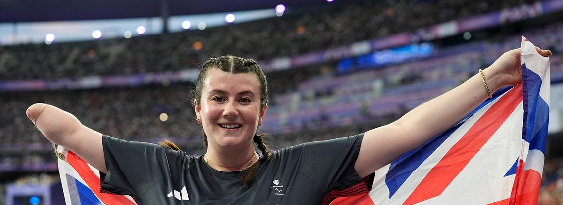 Hollie Arnold - Flag Hero.jpg