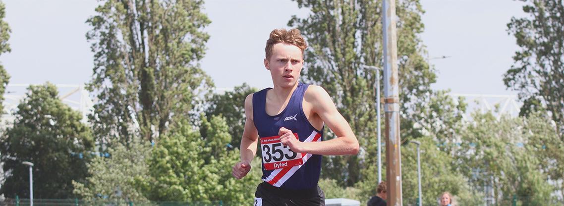 Iwan Thomas Hero Banner.jpg